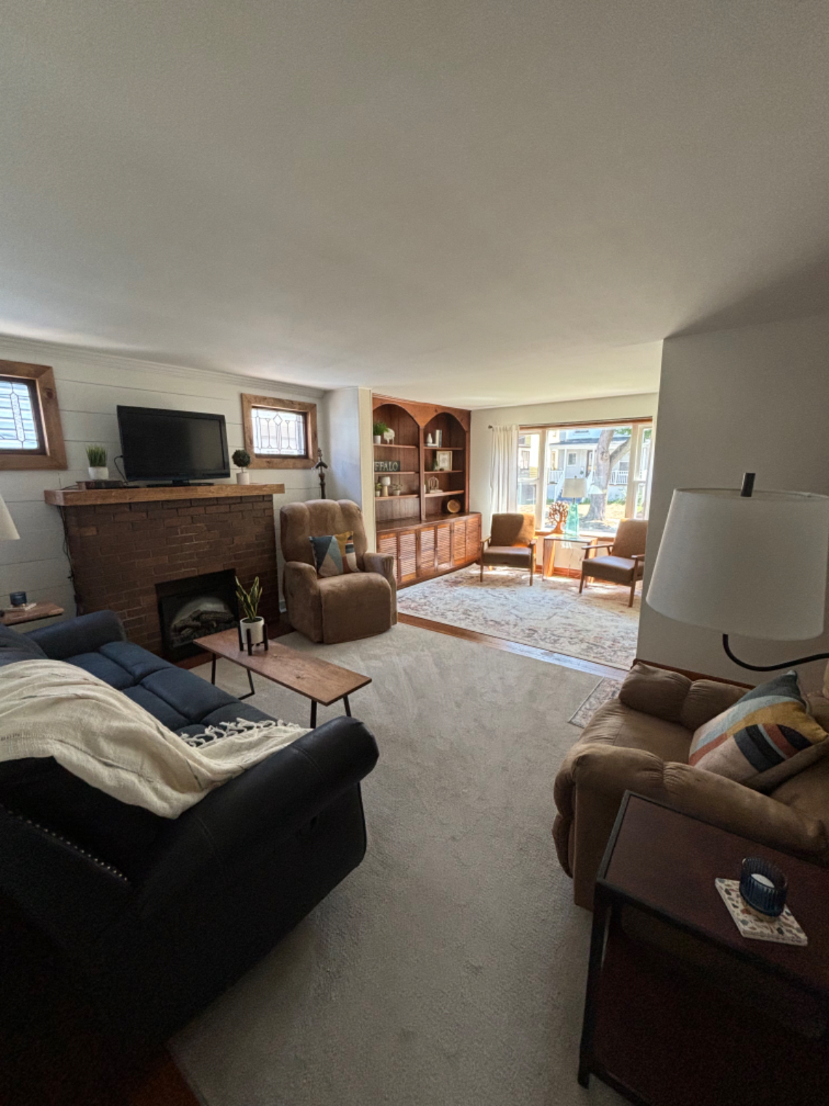 2 BR, Free off street Parking, Central Air, Lower Level Apartment in the heart of South Buffalo - Photo 2