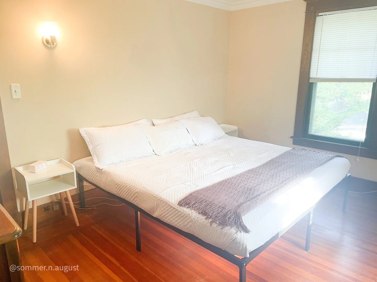 Classic Family Home Walkable and Dog Friendly - Photo 5