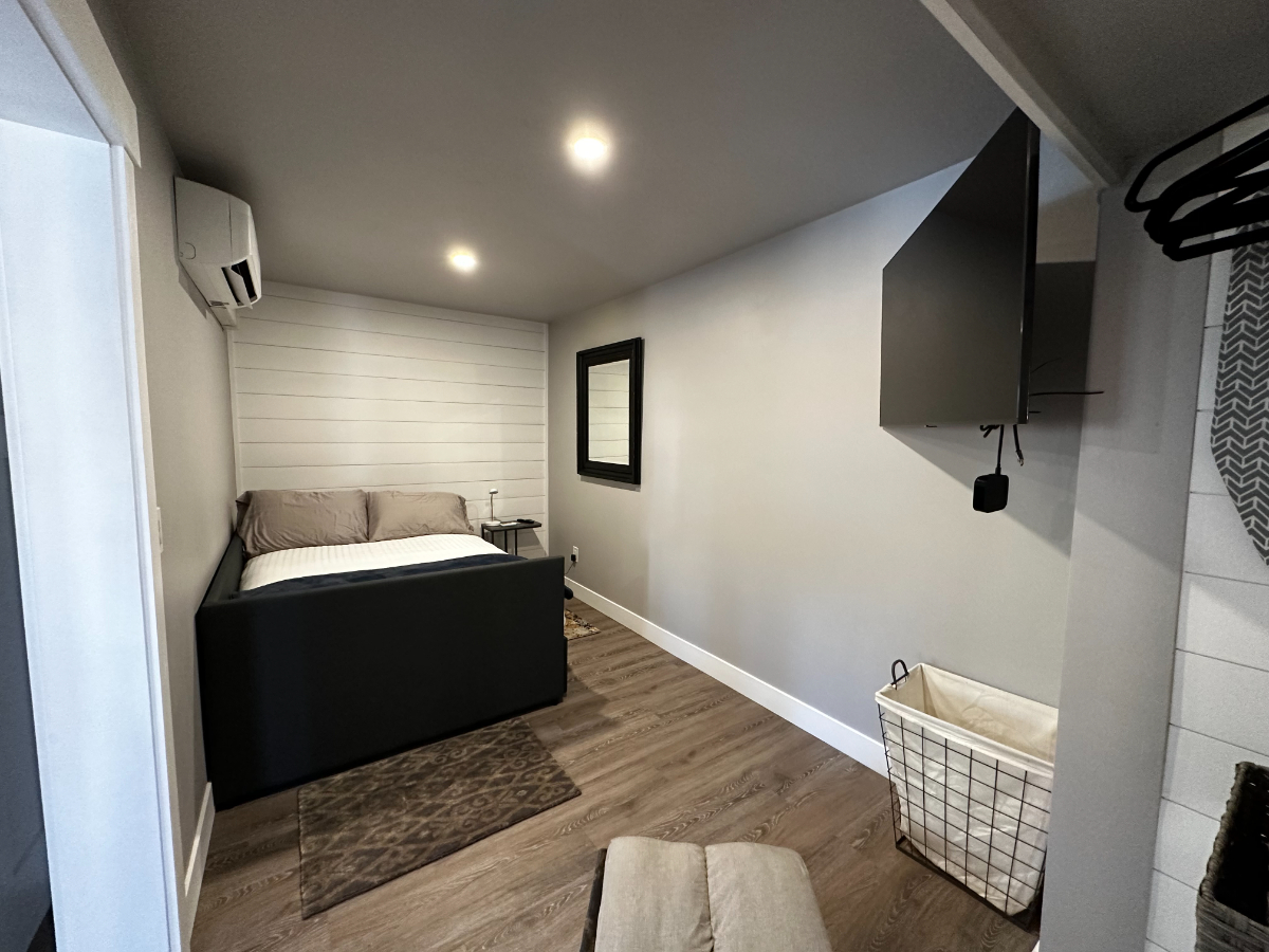 Studio Apartments-A Modern Retreat in Our Gorgeous Recreation Mecca Phoebe