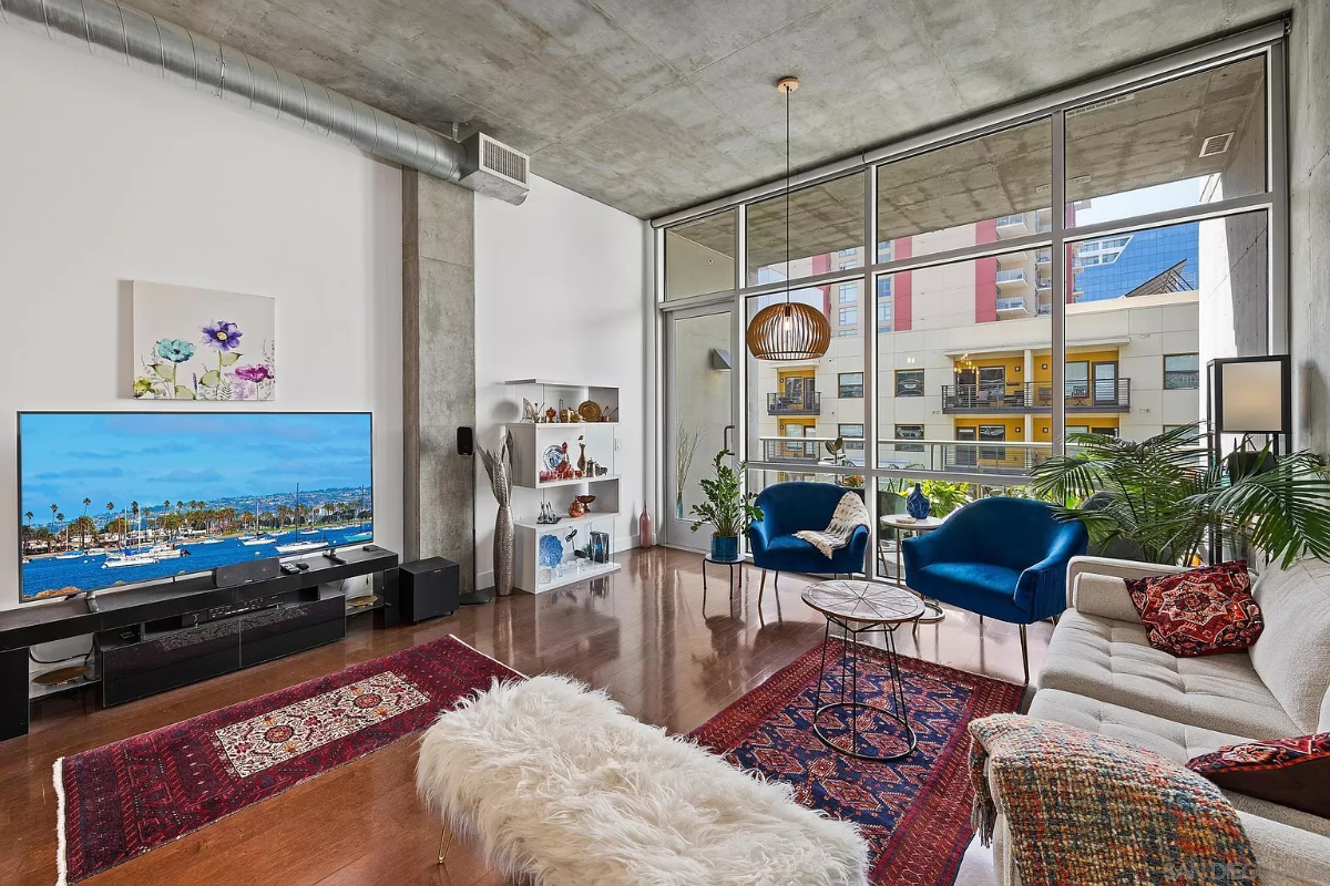 Modern Loft in the heart of Downtown San Diego - Photo 1