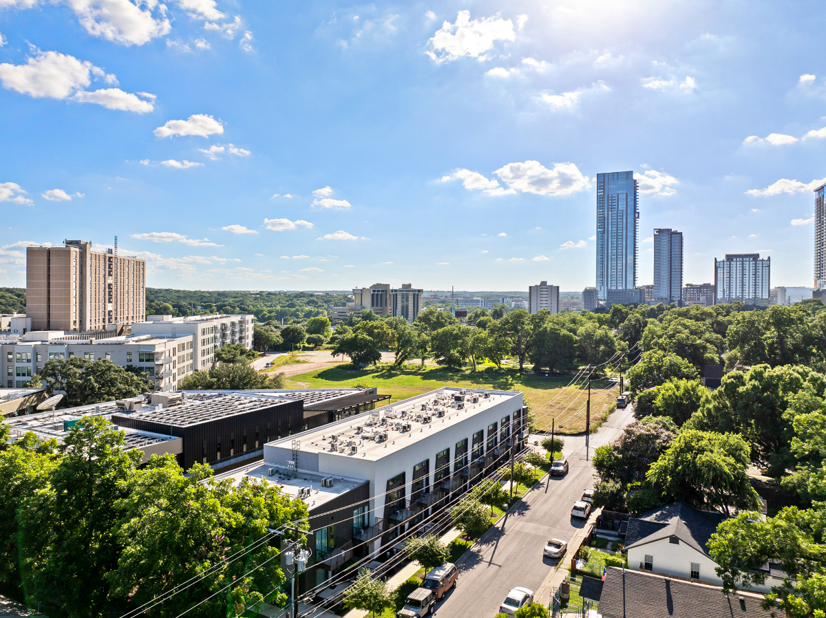 Cozy DT ATX Studio | Mins to Rainey St | Patio - Photo 3