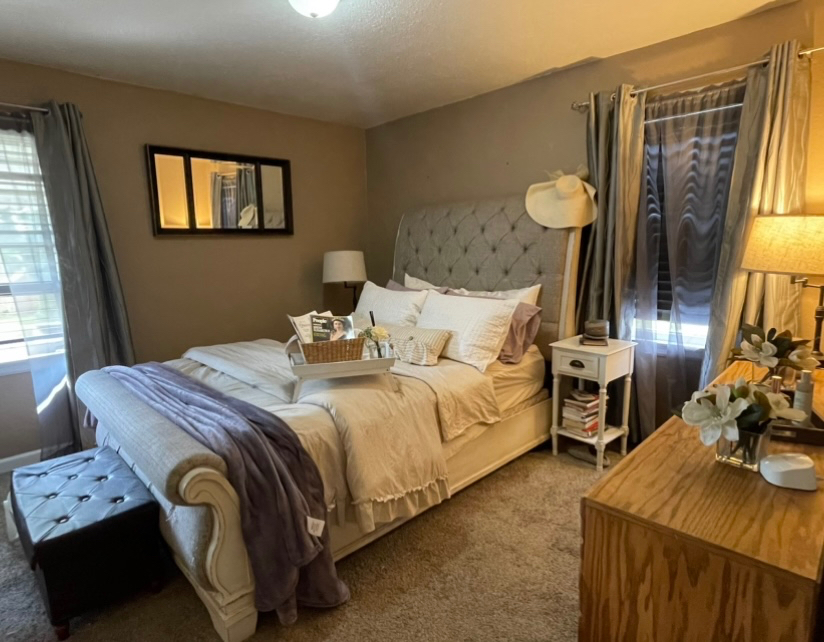 Downtown 3 Bedroom House - Photo 4