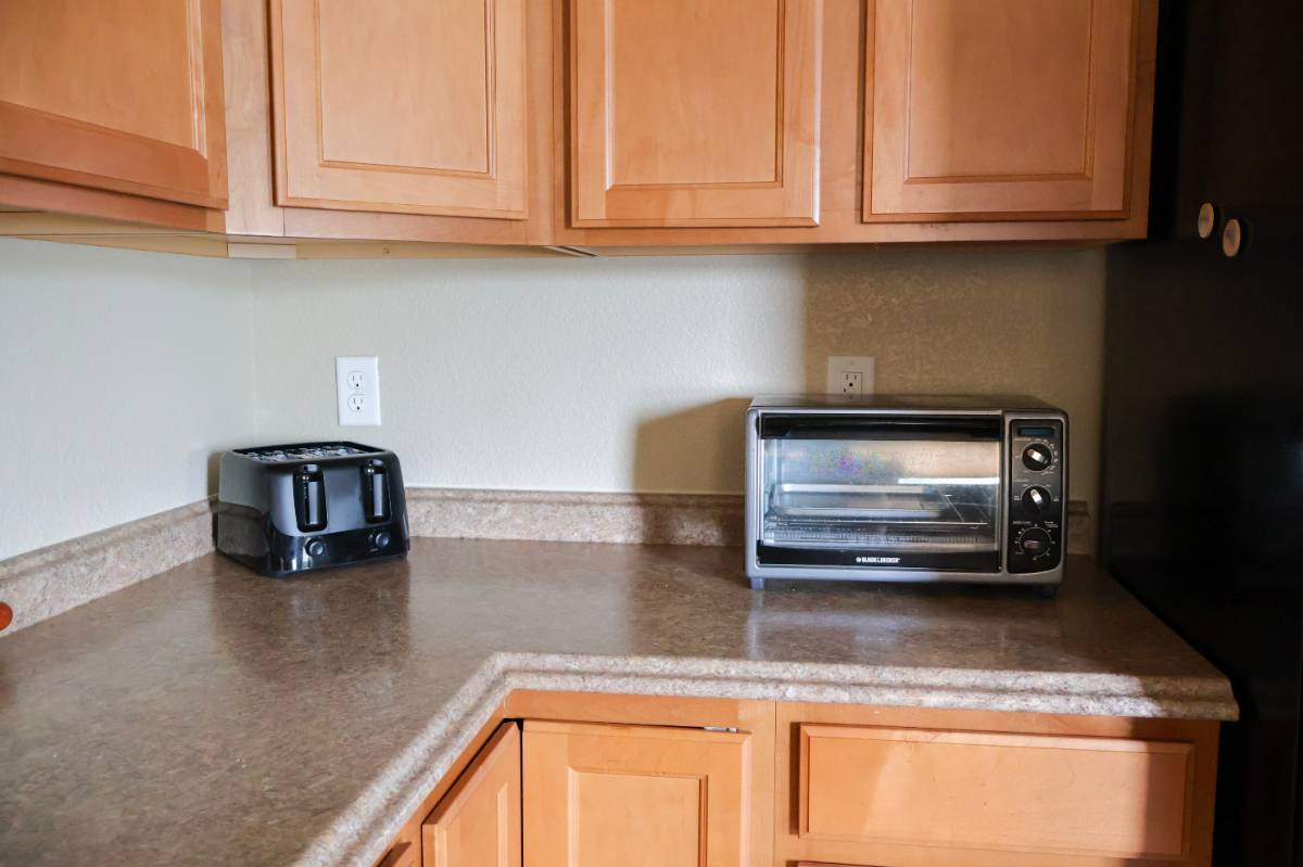 Comfortable Duplex, 3b2.5bath - Photo 4
