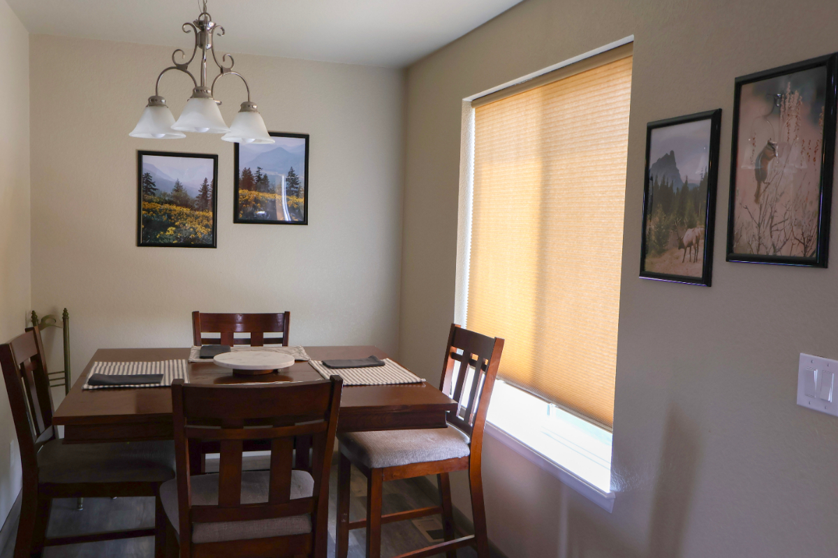 Comfortable Duplex, 3b2.5bath - Photo 2