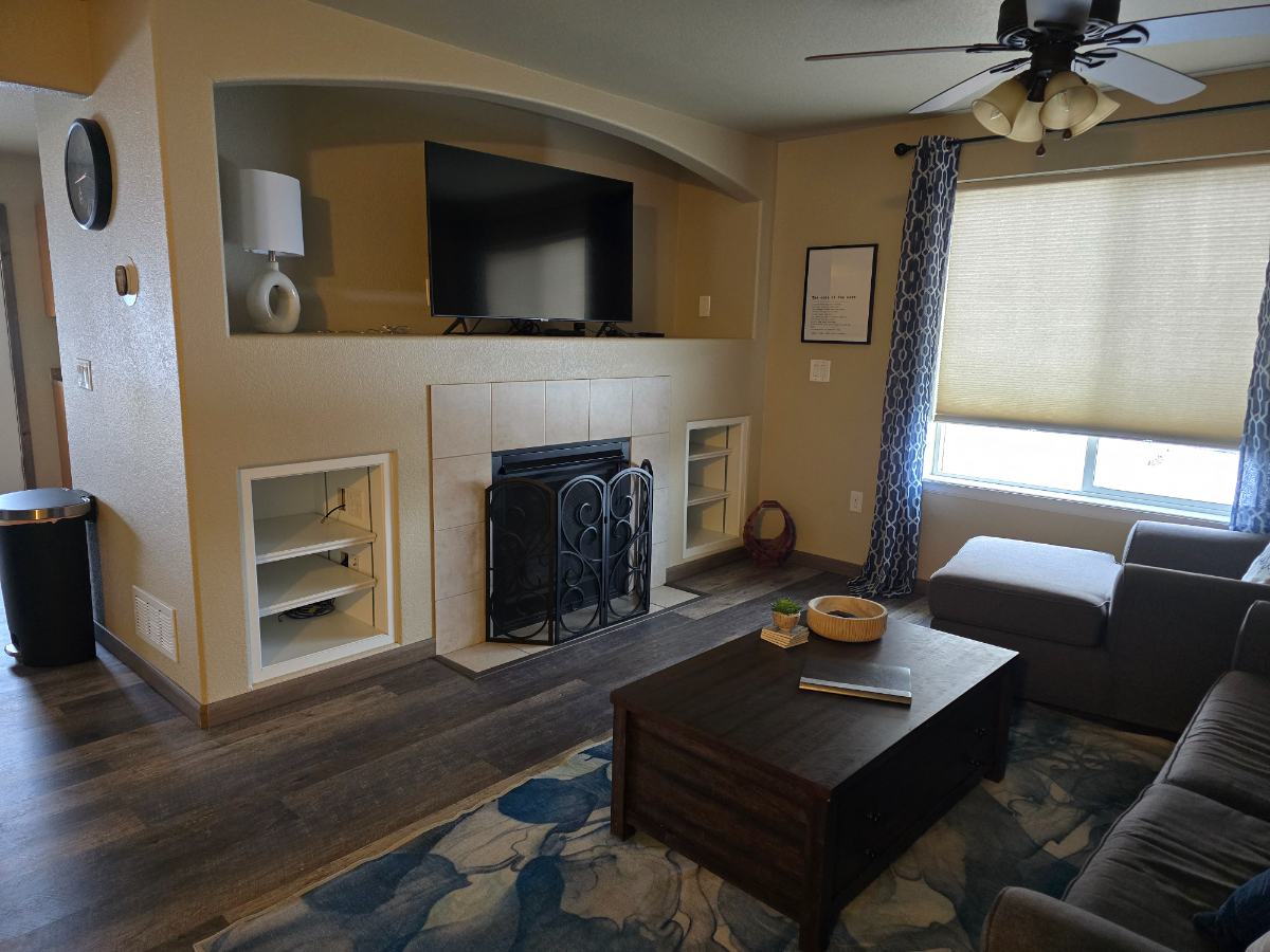 Comfortable Duplex, 3b2.5bath - Photo 10