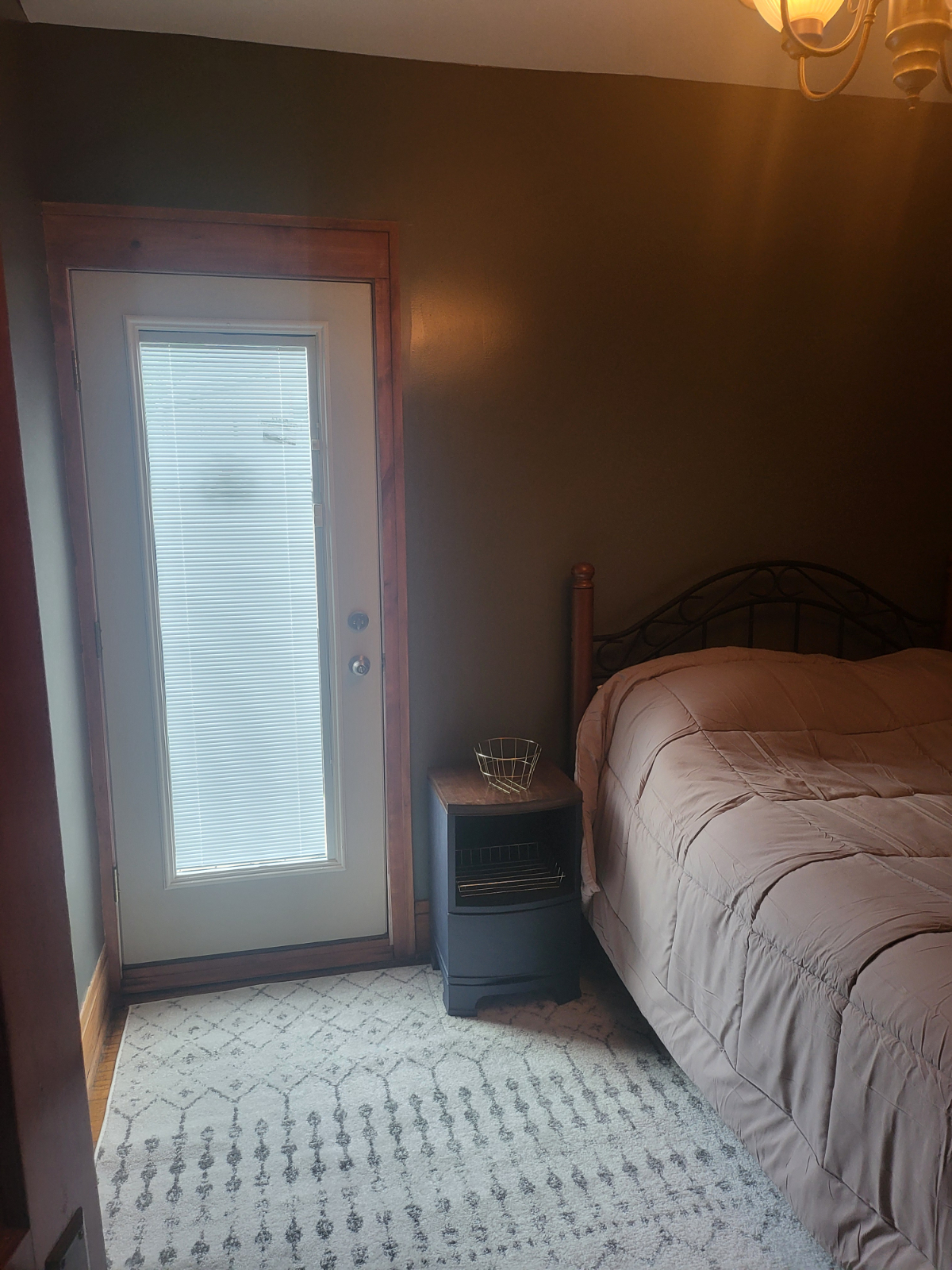 Private Lower Unit in South Buffalo - Photo 10