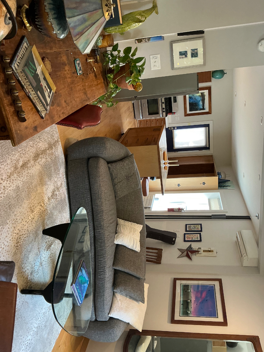 City Proper Downtown Apartment - Photo 4