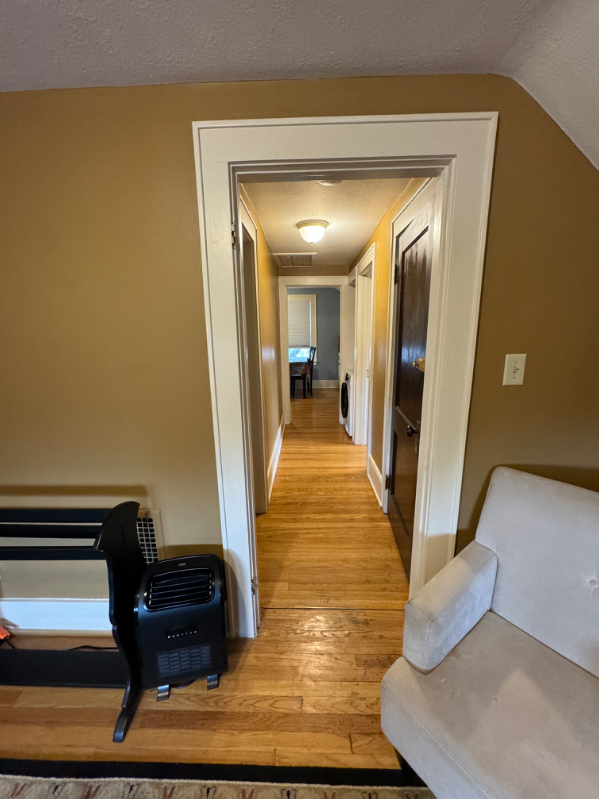 Charming 1 bedroom apartment in great neighborhood - Photo 6