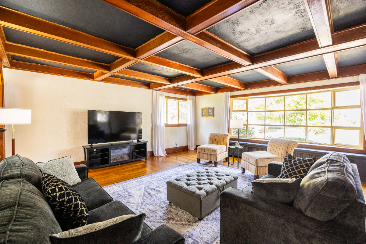Home in the heart of Saratoga Springs - Photo 4
