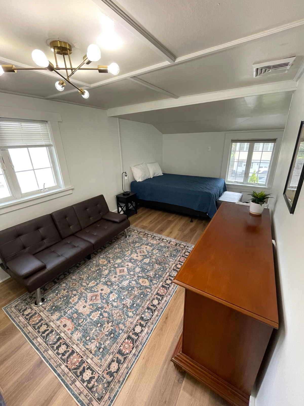 Home in the heart of Saratoga Springs - Photo 10