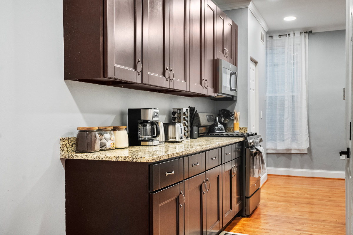 4BR Luxury Capitol Hill Townhouse - Photo 8