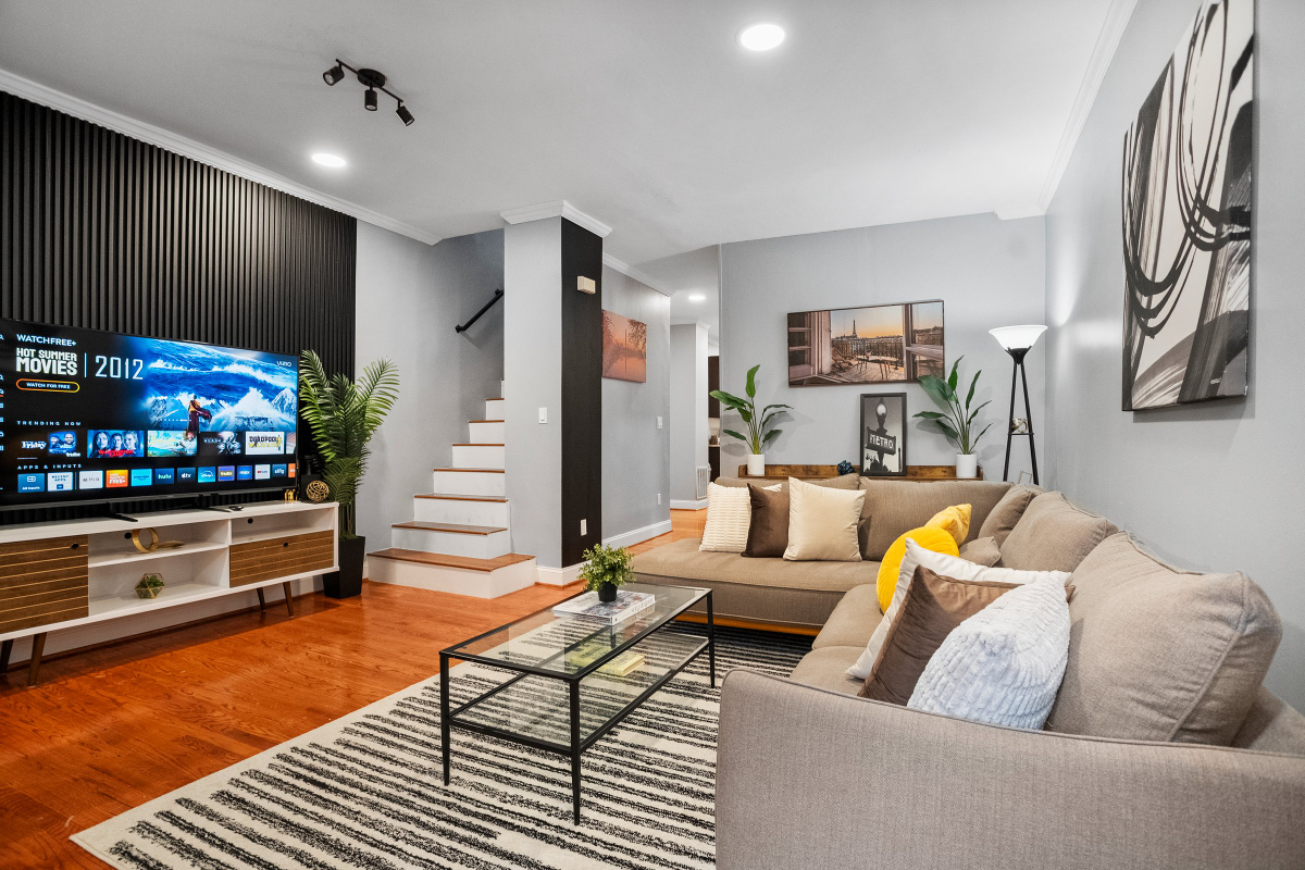 4BR Luxury Capitol Hill Townhouse - Photo 4