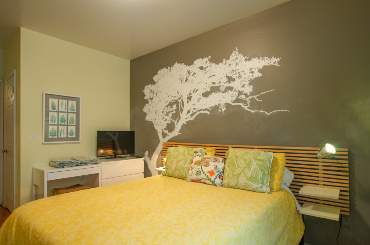PEACEFULL, DESIGNER ROOM close to most subway lines - Photo 5