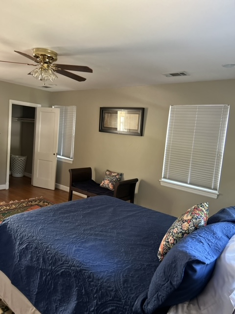 Room w/Bath near Medstar, Children's & VA Hosp. - Photo 3