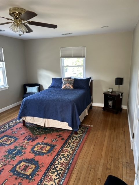 Room w/Bath near Medstar, Children's & VA Hosp. - Photo 1