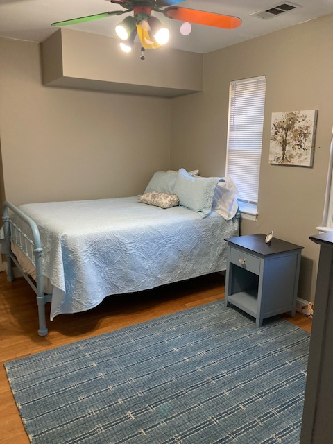 Room w/Bath  near Medstar, Children's  & VA Hosp. - Photo 11