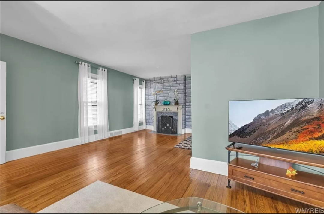 High-demand Parkside neighborhood , unit 2 - Photo 6