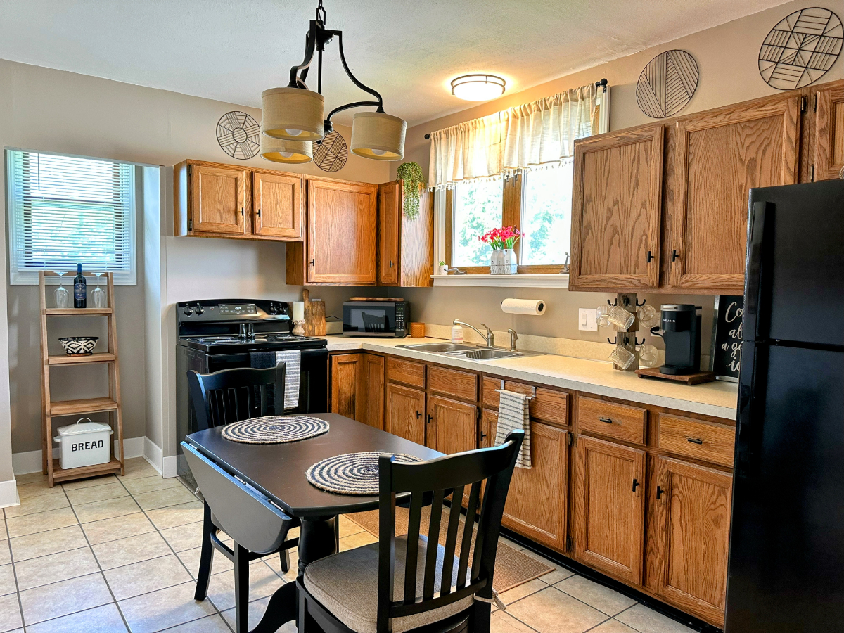 Cozy Home, close to hospitals - Photo 9