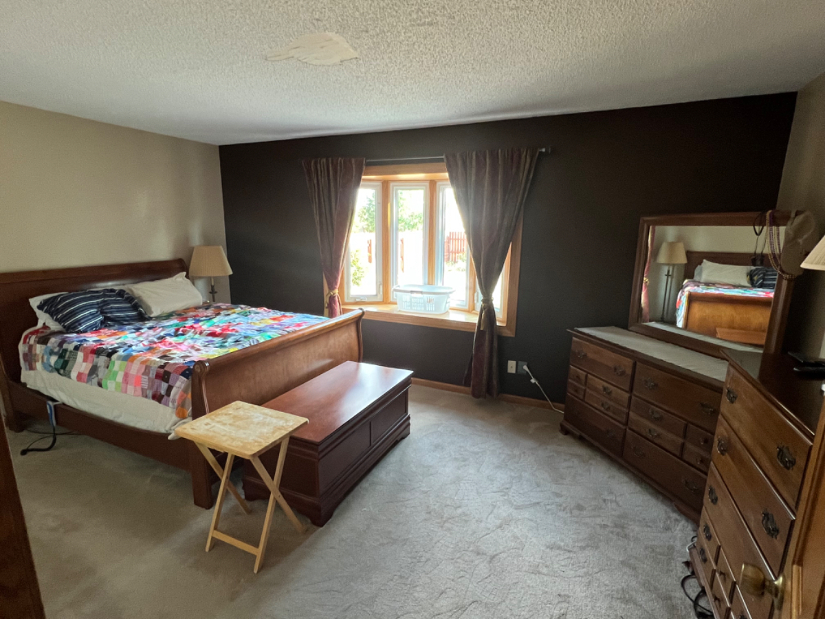 Ranch style three bedroom for rent - Photo 6