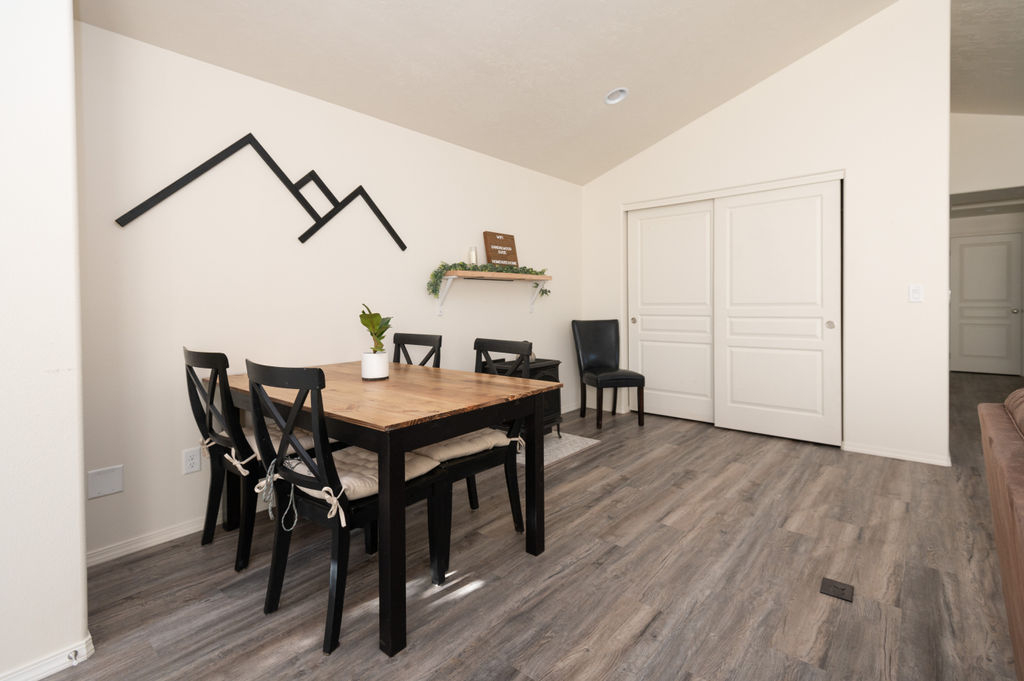 Sandalwood Suite - Private Charming Cottage - Photo 3