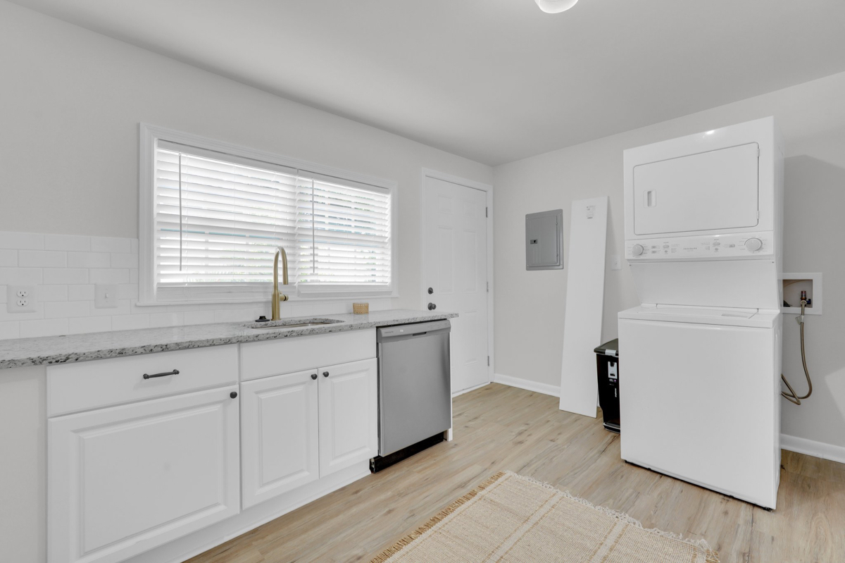Southern Luxe on 57th (Gated community near downtown Savannah) 10A - Photo 2