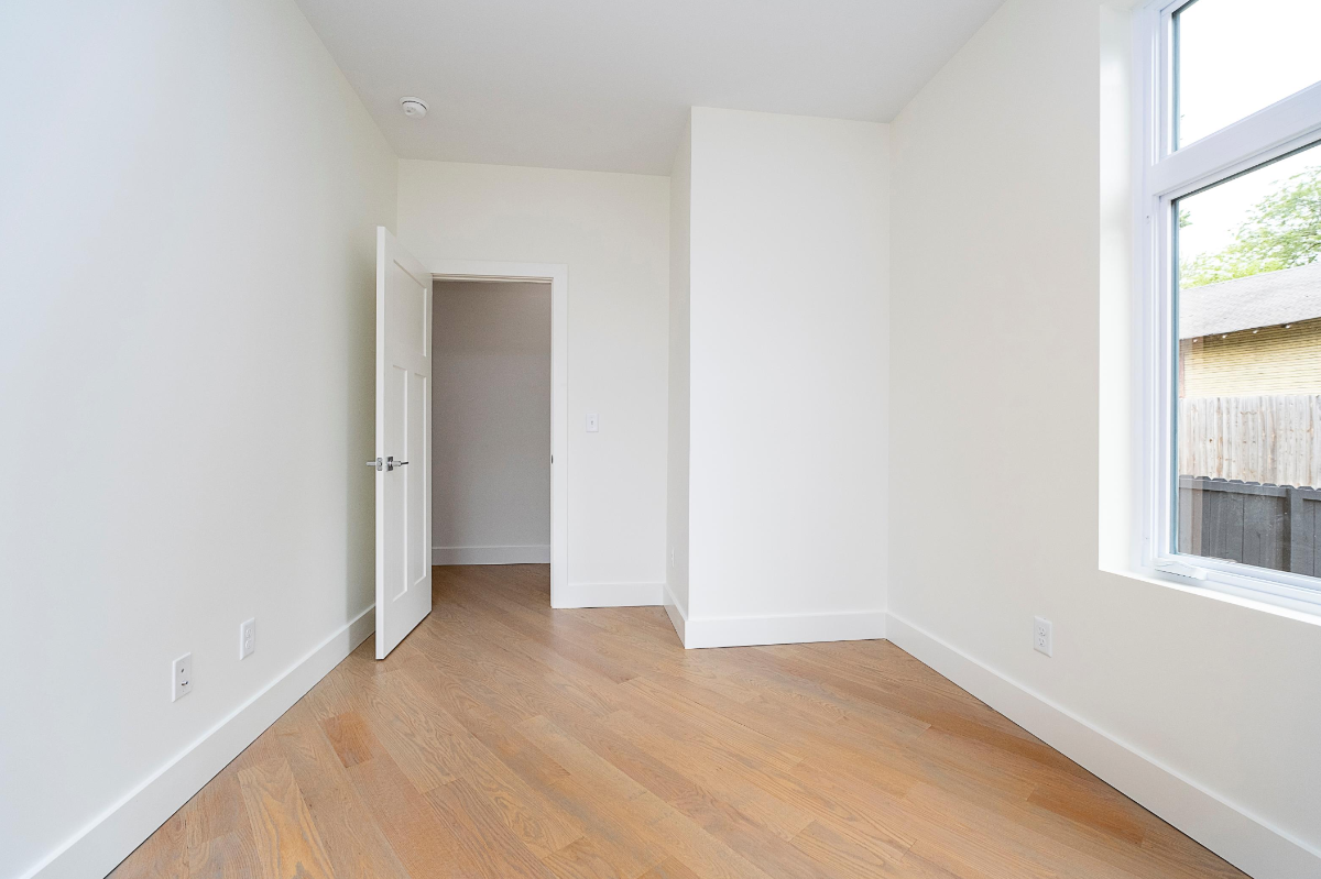 Entire New Home near Downtown Indy - Photo 4