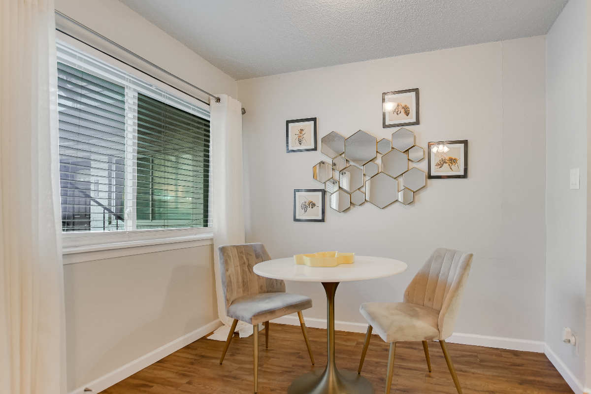 Travis Heights Condo - Photo 3