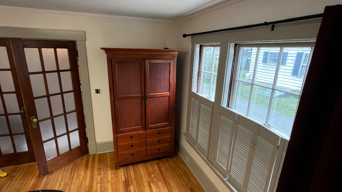 Downtown Brattleboro GREAT Neighborhood RENOVATED 1 bedroom, 700 feet to Town Center - Photo 3
