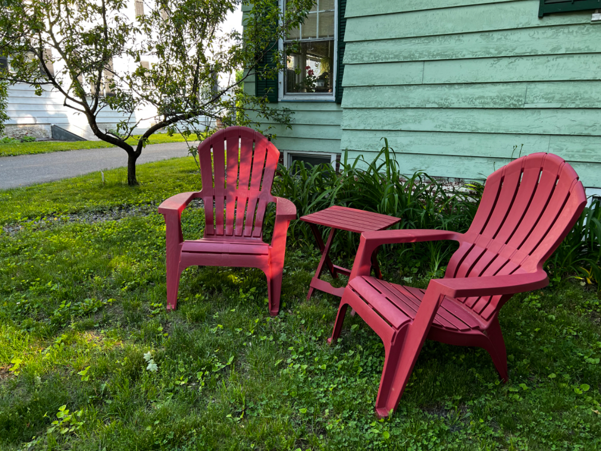 Downtown Brattleboro GREAT Neighborhood RENOVATED 1 bedroom, 700 feet to Town Center - Photo 7