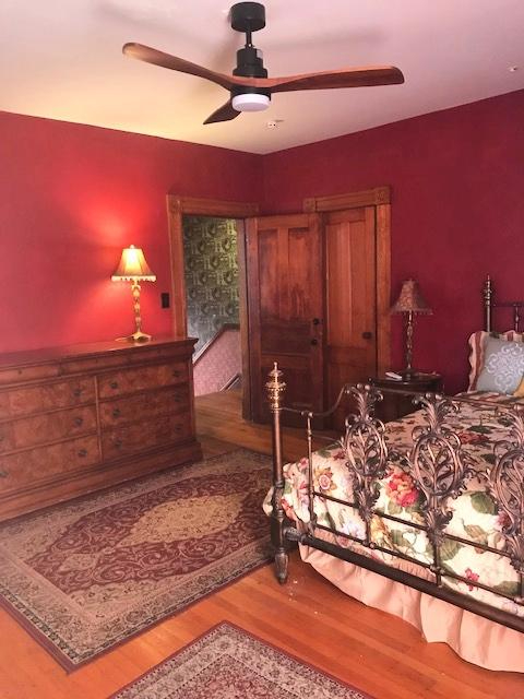 Furnished Bedroom Room in Large Victorian Home in McKnight Neighbor Room B