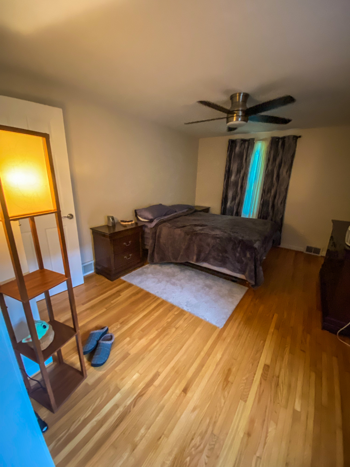 Beautiful North Tonawanda Retreat - Serene 2-Bedroom Home with an Ideal Location Near Niagara Falls - Photo 3
