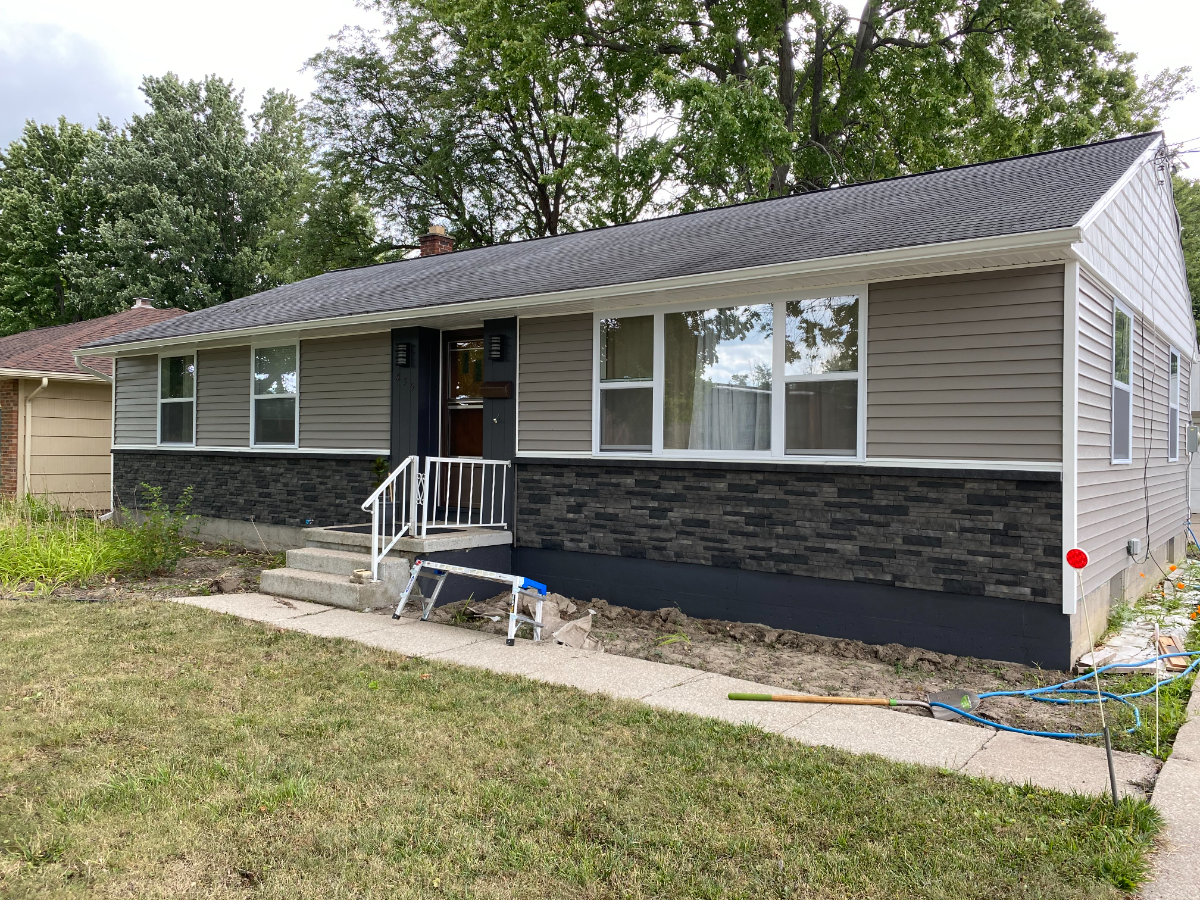 Beautiful North Tonawanda Retreat - Serene 2-Bedroom Home with an Ideal Location Near Niagara Falls - Photo 9