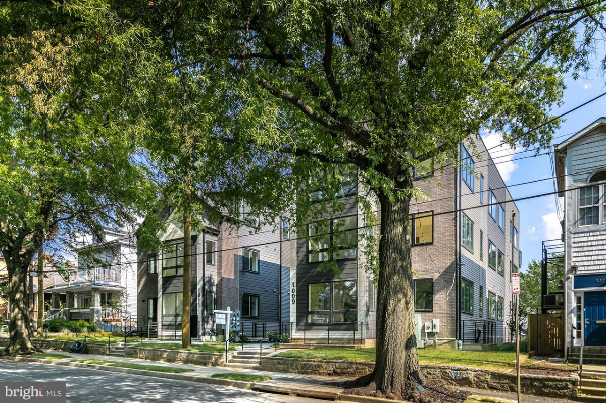2 BR Condo - DC - Rhode Island Ave Metro - Photo 1