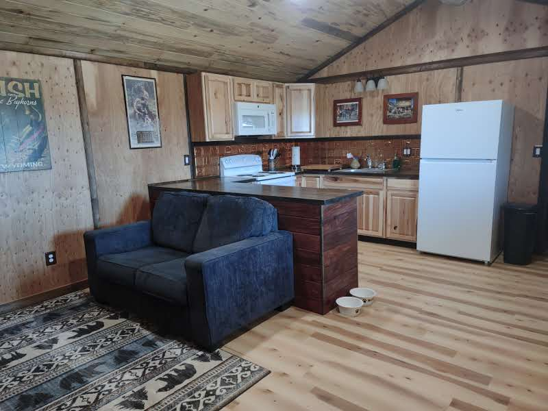 Wolf Haven Cabins Howling wolf - Photo 3