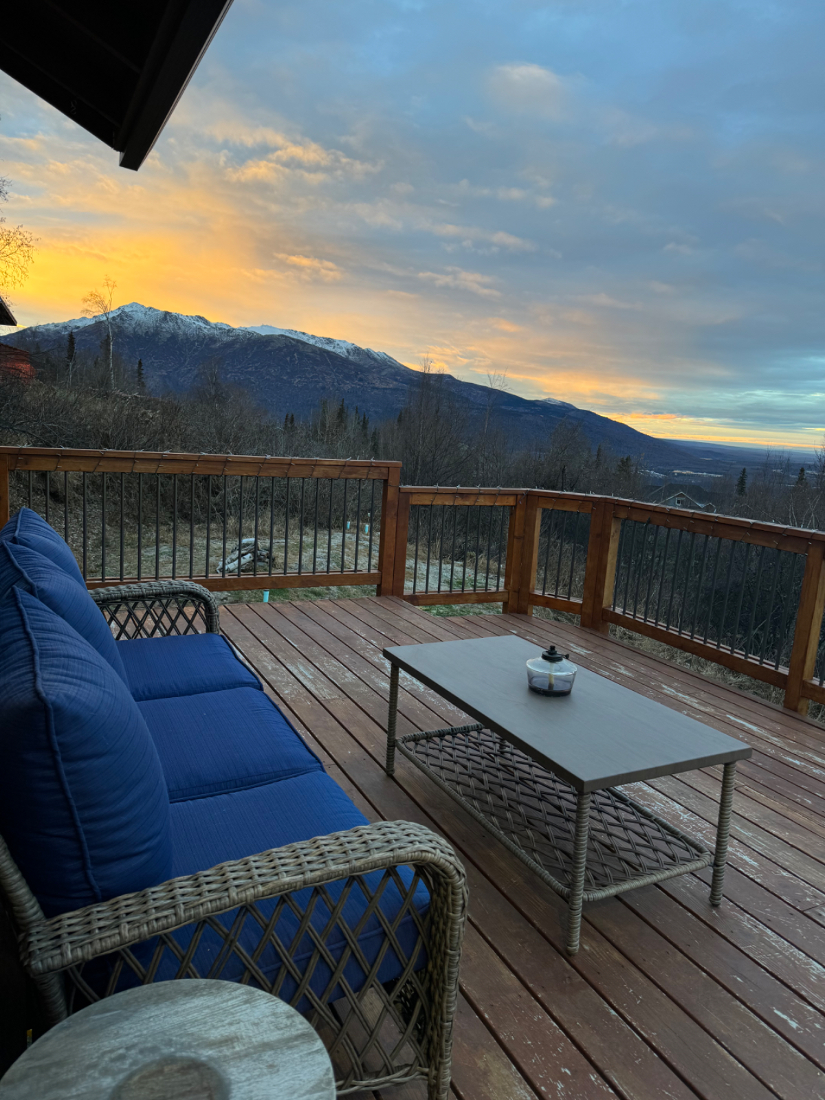 2 Bed 2 Bath Mountain Home with Amazing View - Photo 6