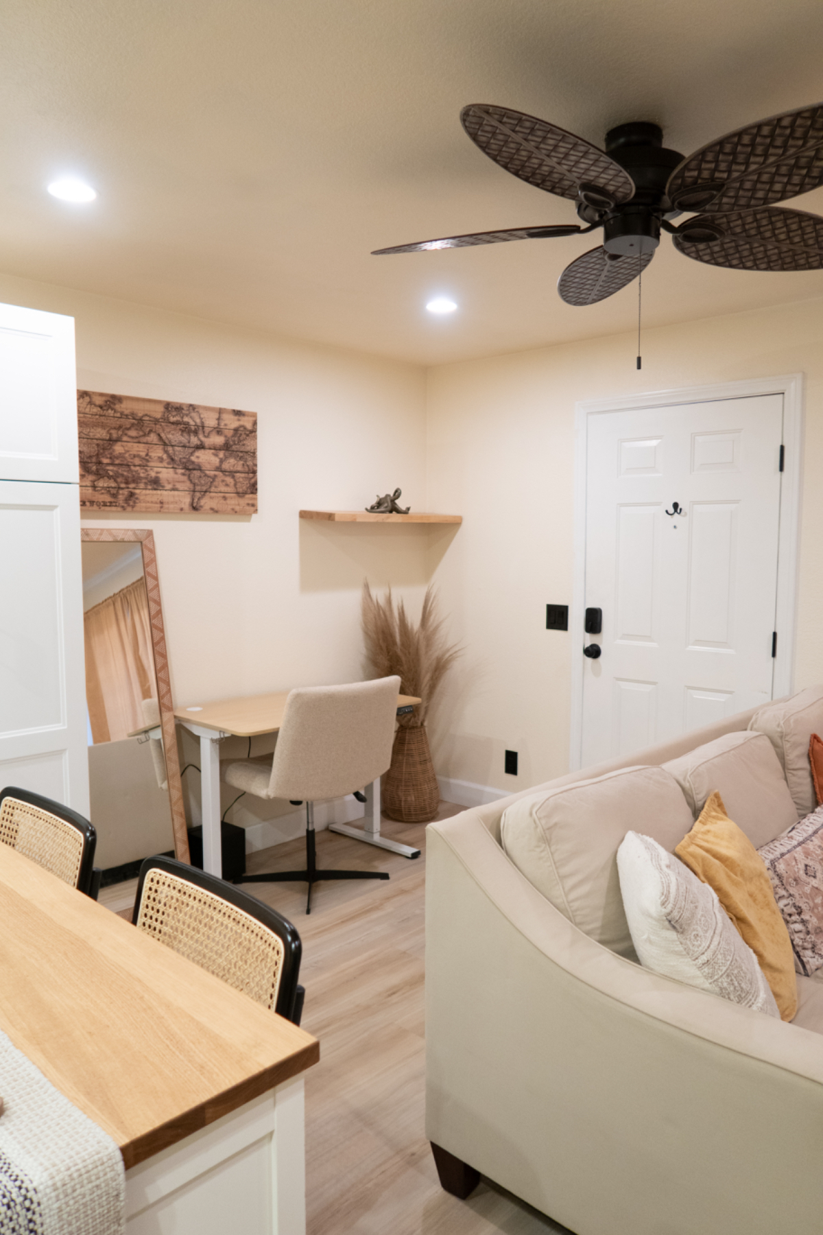 Cozy 1 bedroom condo in the heart of North Park - Photo 3