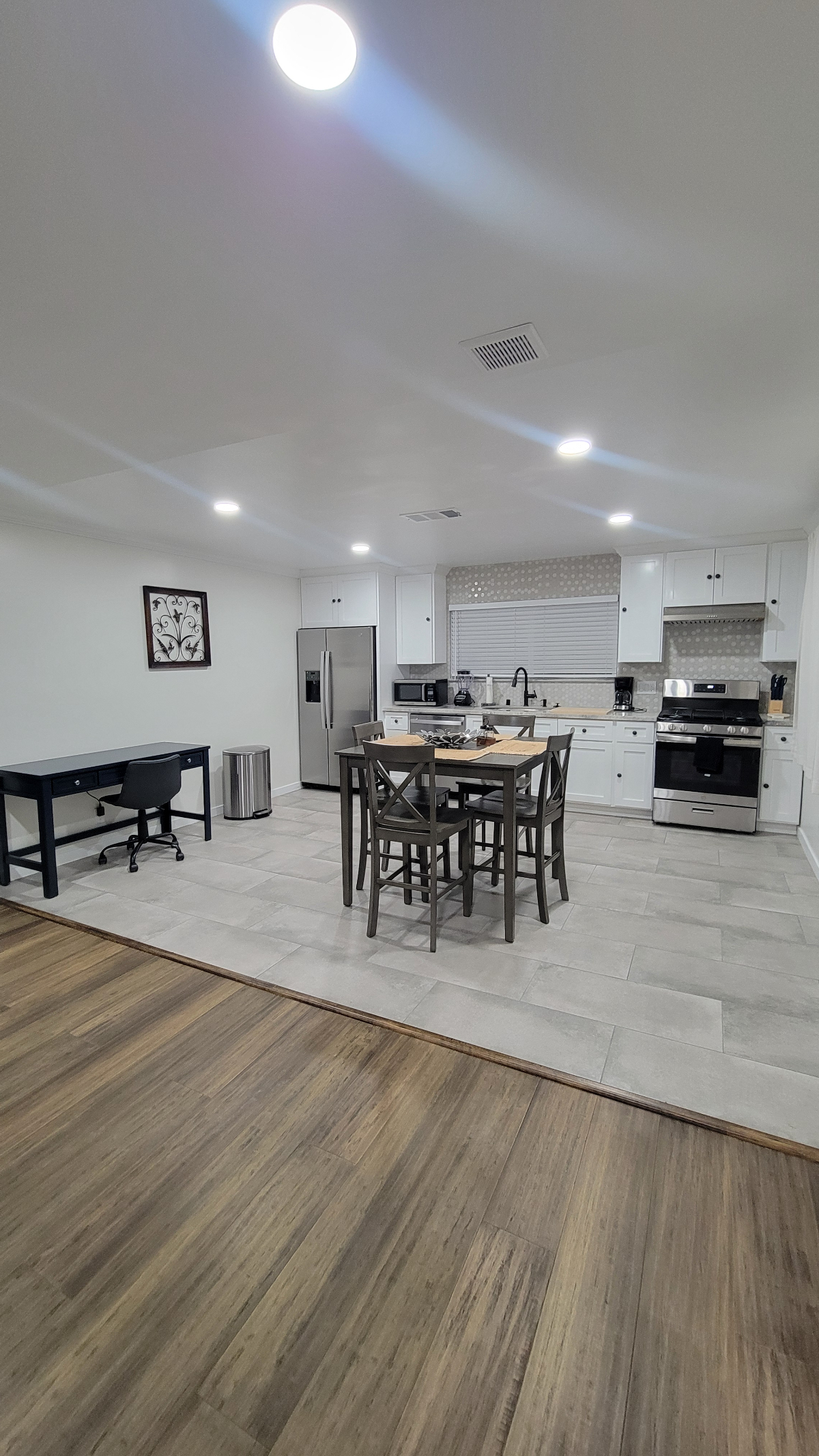 Cozy Cottage in El Sereno - Photo 4