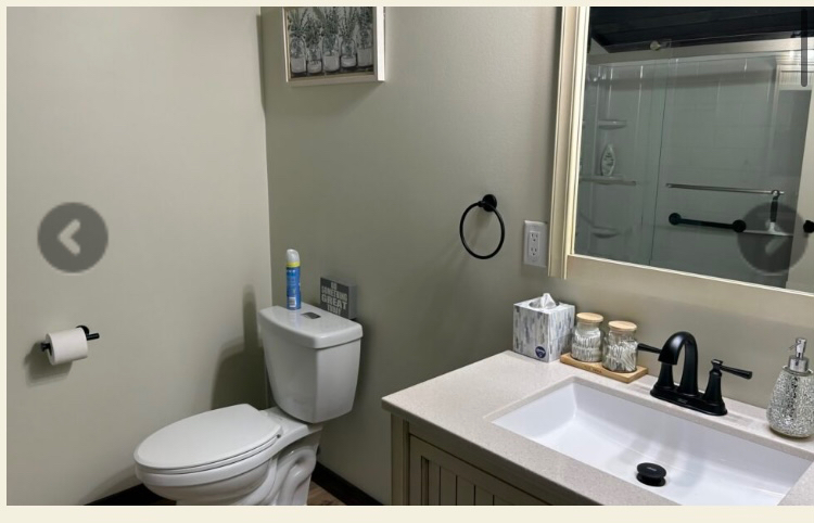 Spacious, second-floor apartment, 25min from local hospital, MTB trails, and ski resort. Access to - Photo 3