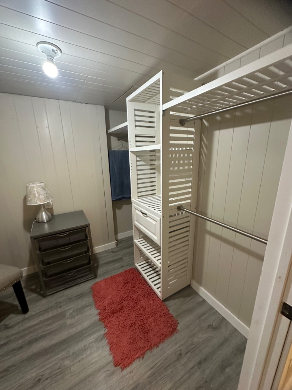 Fully furnished brand new remodel - Photo 12