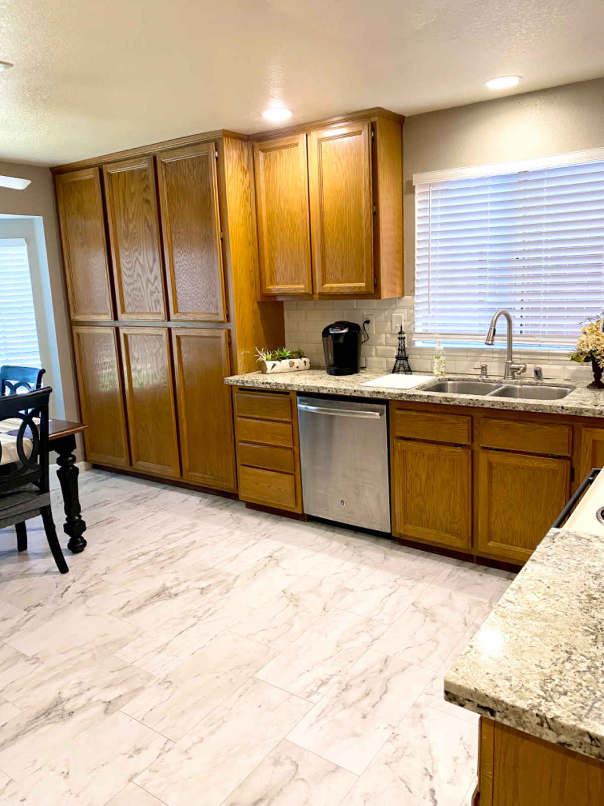 Work and Play in this great getaway - Rent Today - Photo 5