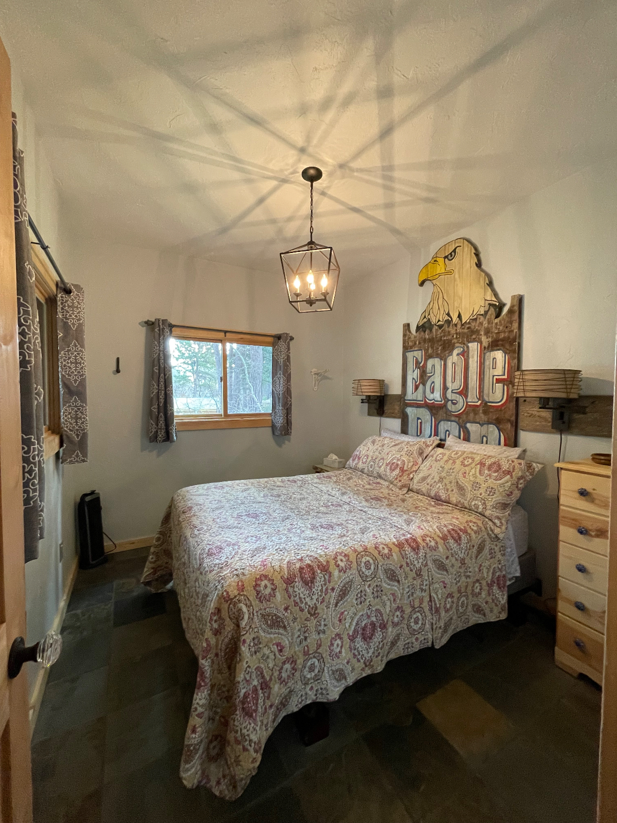 2 Bedroom, Between Sheridan and Buffalo - Photo 5