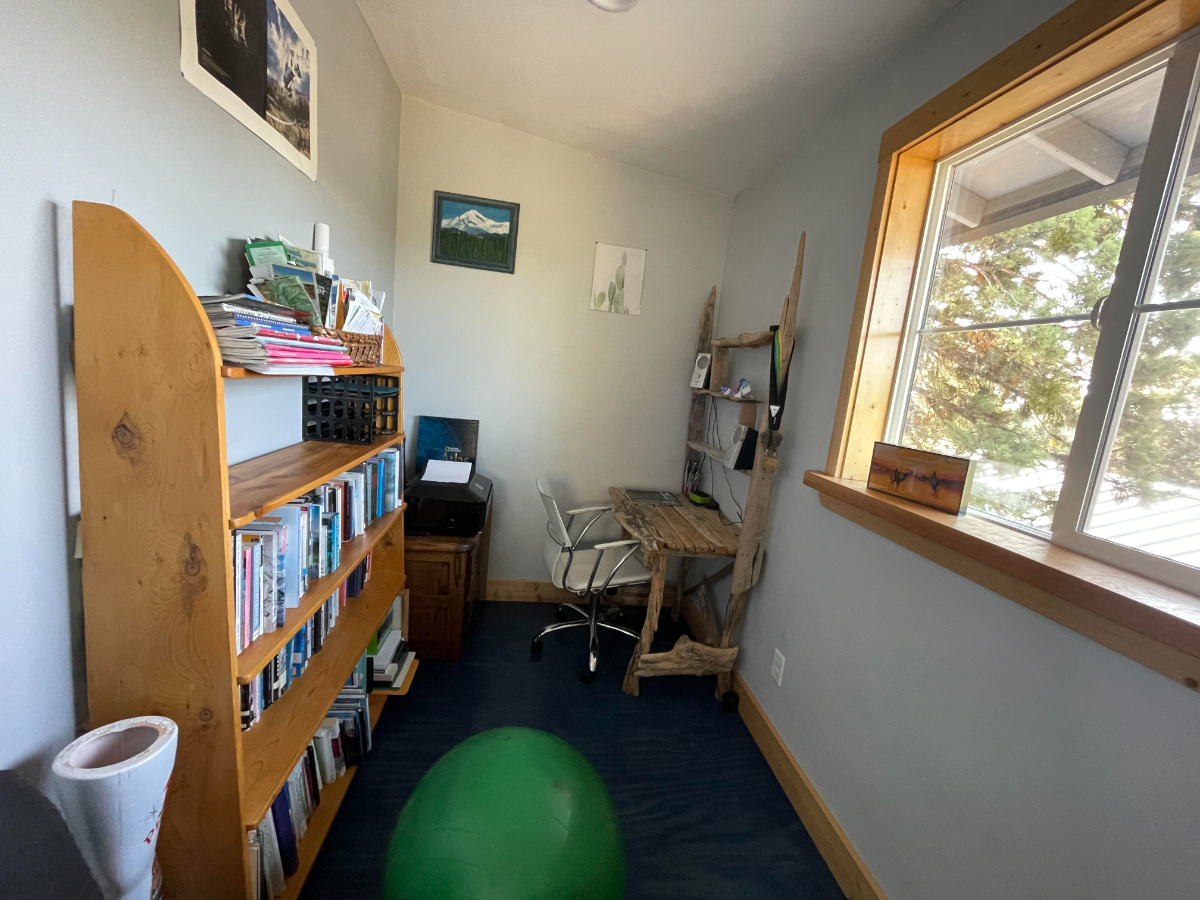 1 Bed/1 Bath plus office nook in West Side Bend - Photo 2
