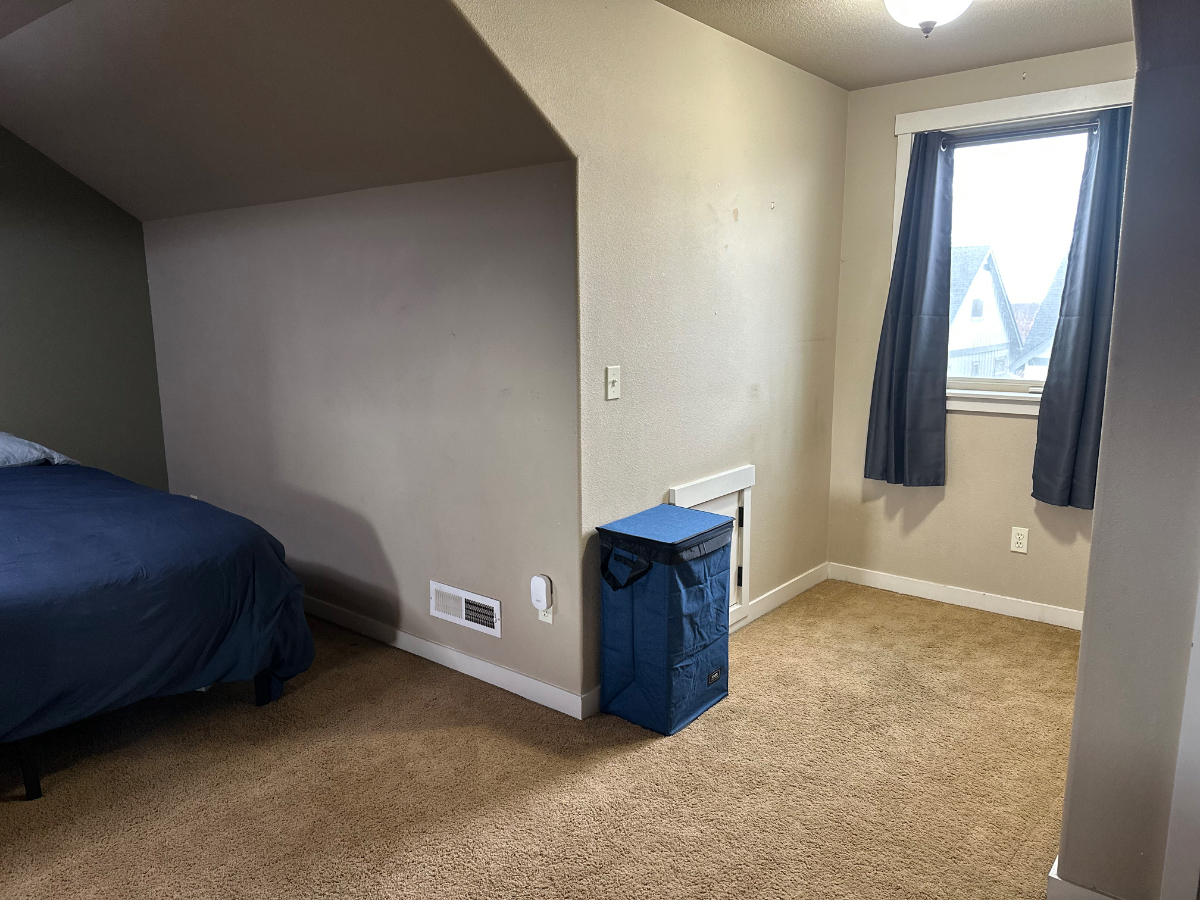Comfortable Furnished Loft in Townhouse Ideal for Traveling Professionals - Photo 3