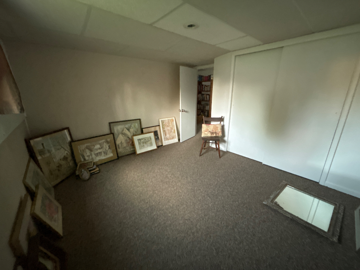 Three rooms for rent in a large spacious, light home - Photo 8