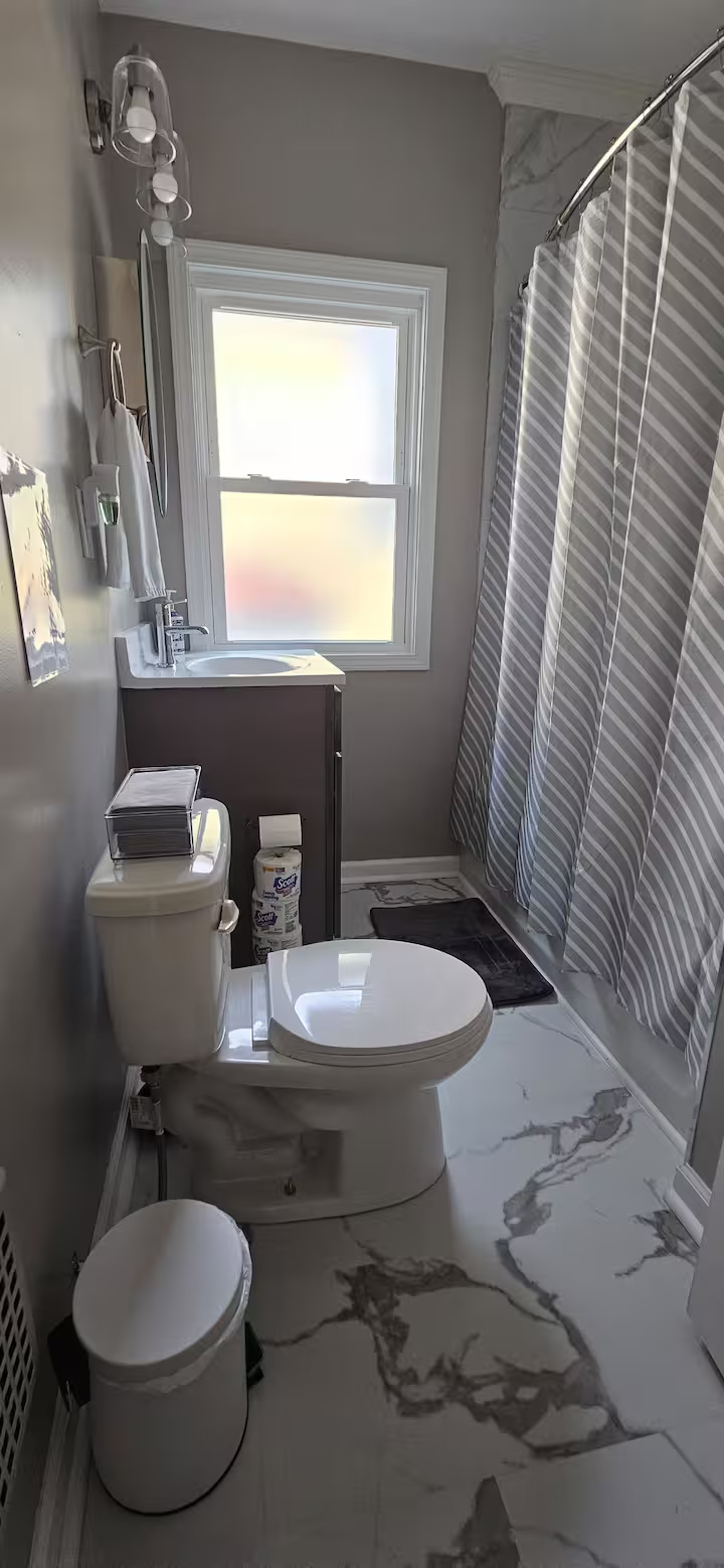 Furnished Upper Unit Apartment - Photo 10