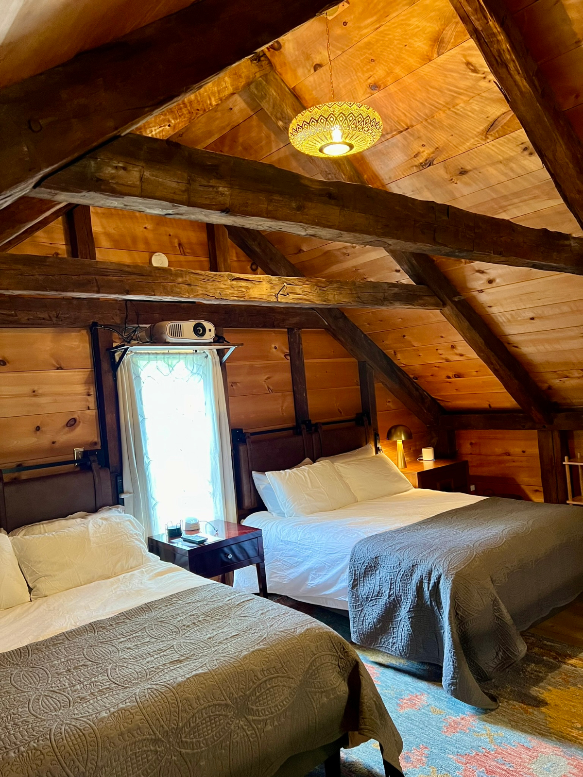 Spacious Historic Wooden Cabin - Photo 8