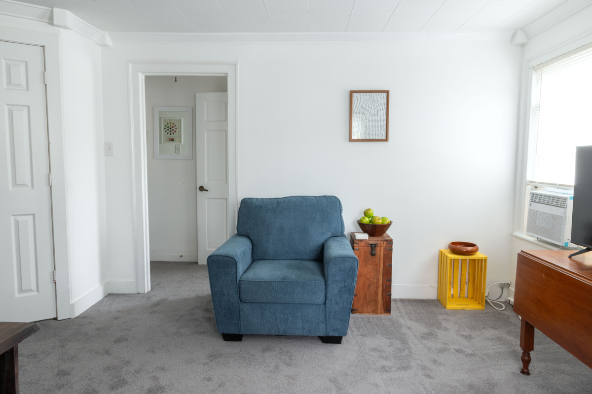 Newly Renovated 1bd Bedroom Apartment convenient to Glens Falls & Saratoga Springs - Photo 8