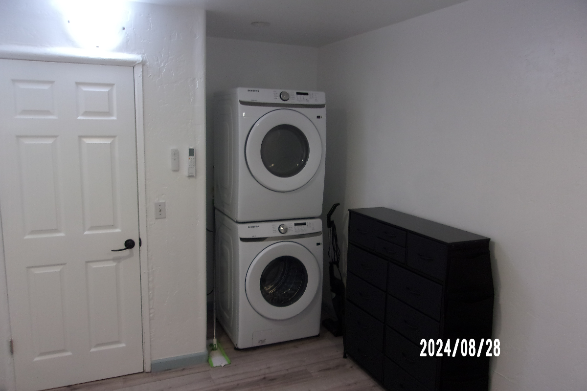 HILLSIDE OCEAN VIEW OLDTOWN VENTURA APARTMENT - Photo 6
