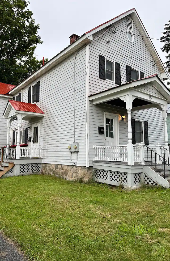 Newly Renovated Downtown Saratoga Apartment- 1/2 Block to Hospital - Photo 12