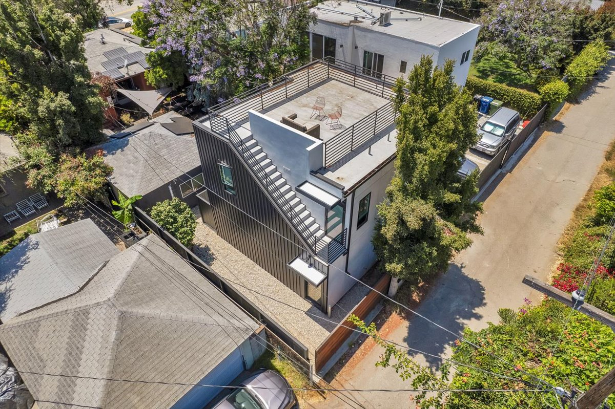 Brand New Construction Custom Modern ADU Conveniently Located On Santa Monica Border - Photo 2